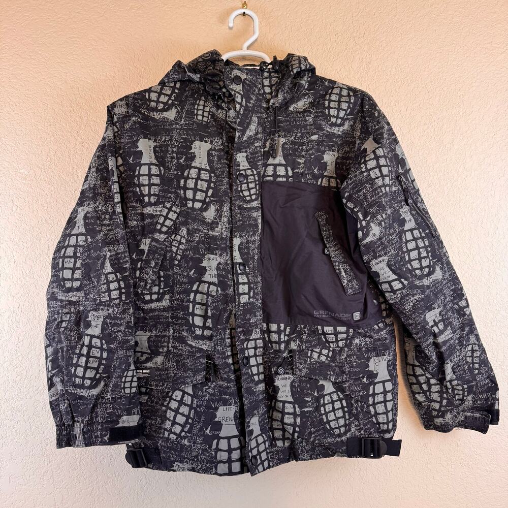 Grenade Fatigue Project Snowboard Jacket Mens Small Outdoor Winter Sports
